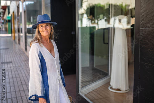 mature woman shopping