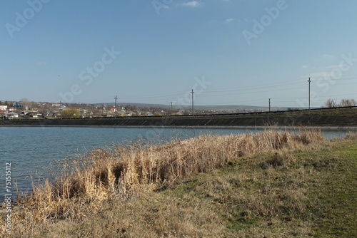 Wallpaper Mural A river with a bridge in the background Torontodigital.ca