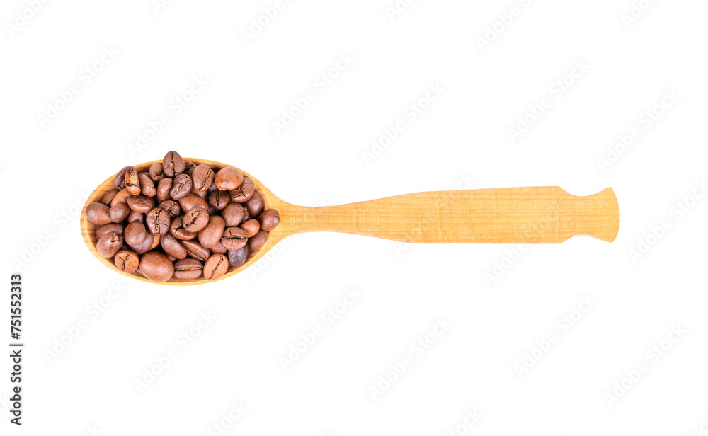 Obraz premium Coffee beans in a spoon isolate