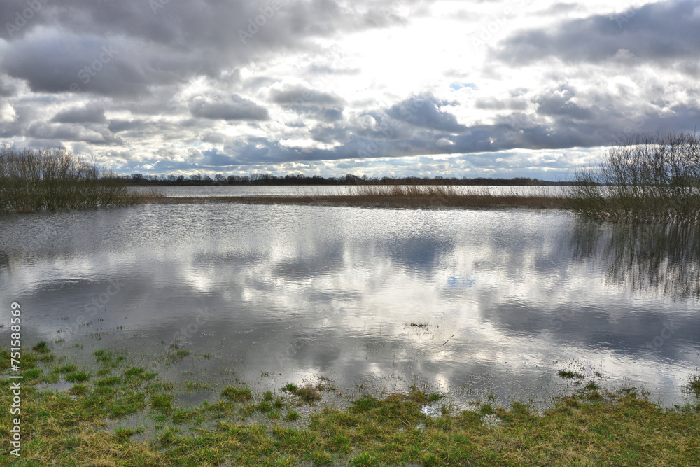 Beetzsee mit Hochwasser in Radewege im Havelland Beetzsee mit Hochwasser in Radewege im Havelland
