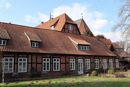 Blick auf Kloster Lüne in der Stadt Lüneburg in Niedersachsen © Pixel62