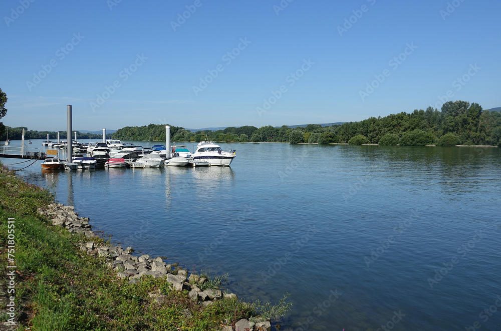 Fototapeta premium Bootsanlegestelle Heidenfahrt