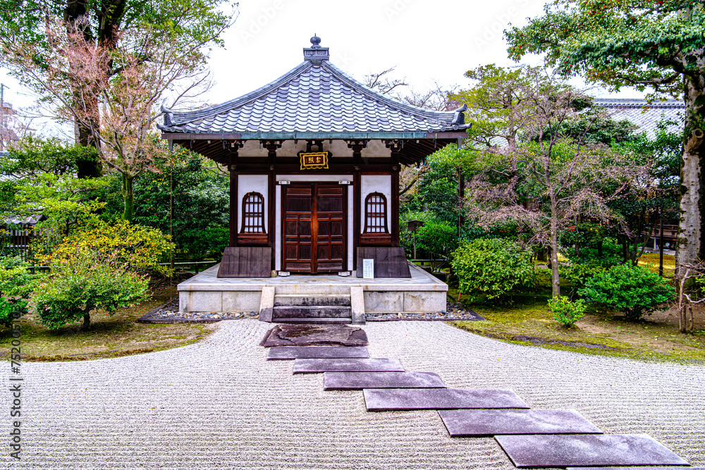 京都、建仁寺の納骨堂