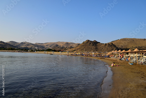 Foto sun and sand at beach - Thanos beach, Lemnos island, Greece, Aegean sea