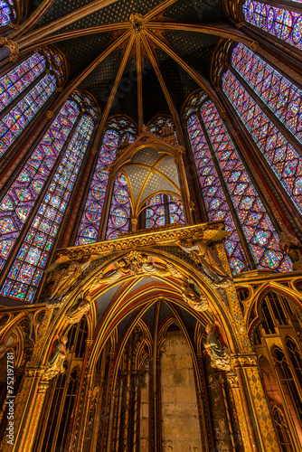 The internal of Saint Chapelle in Paris