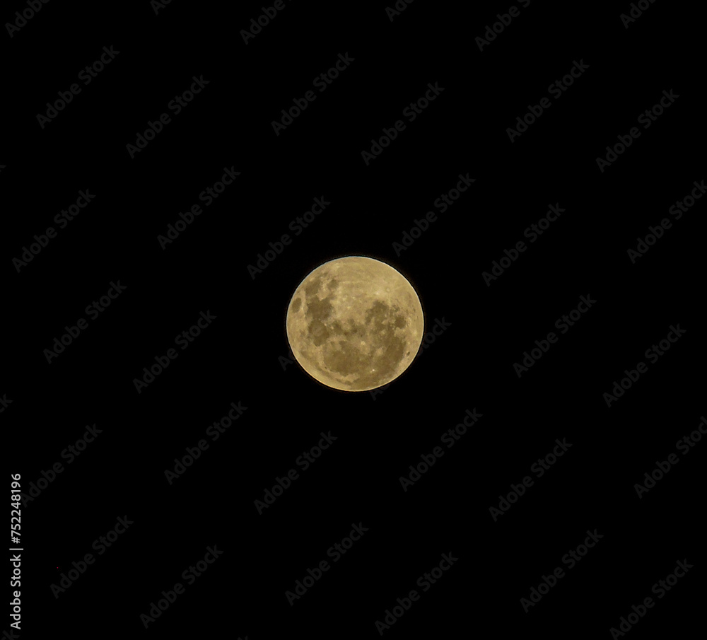 Fototapeta premium full moon over black