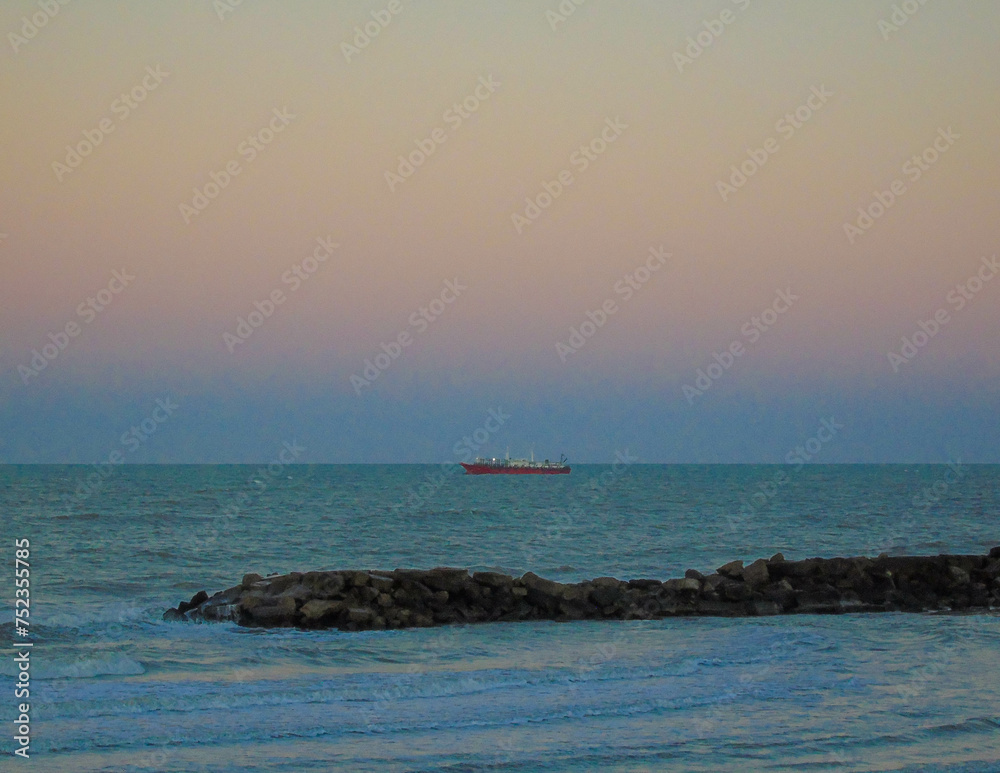 Obraz premium sunset over the sea