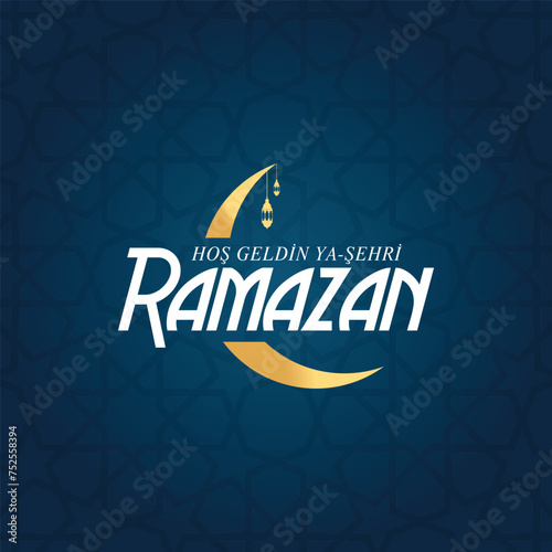 Hoş geldin ya şehri Ramazan tipografi. Translation: Welcome to Ramadan