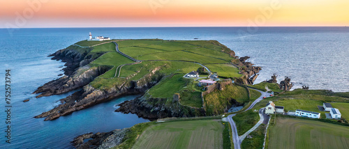 Obraz na płótnie Sunset scene at Galley Head Lighthouse in County Cork Ireland w salonie