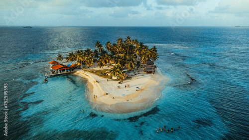 kuna yala island panamanian caribbean

drone photos photo