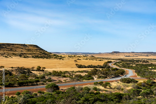 Obraz na płótnie -Mid West - Western Australia is a sparsely populated region extending from the west coast of Western Australia, about 200 kilometres (120 mi) from Perth w salonie