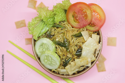 Flatlay Spicy Fried Noodles With Vegetables And Crumbs
