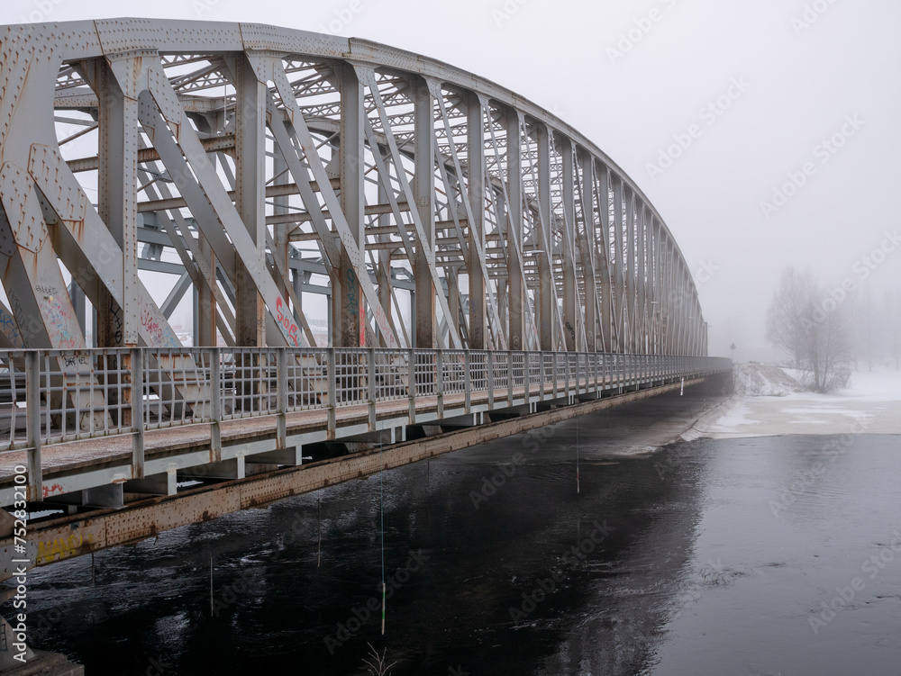 Obraz premium Foggy landscape in early March, Oulu Finland