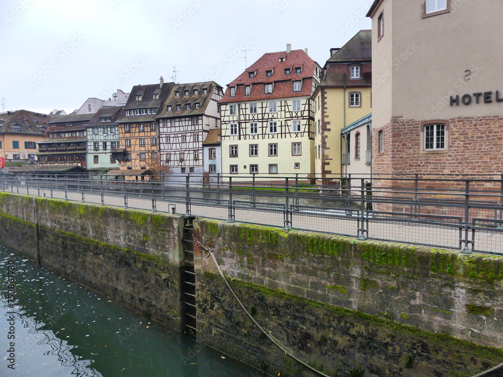 Fototapeta premium Maisons à colombages à Strasbourg