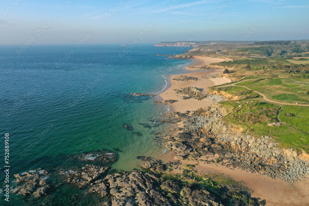 vue aerienne par drone du littoral autour du Cap Frehel en Bretagne dans les Côtes d'Armor