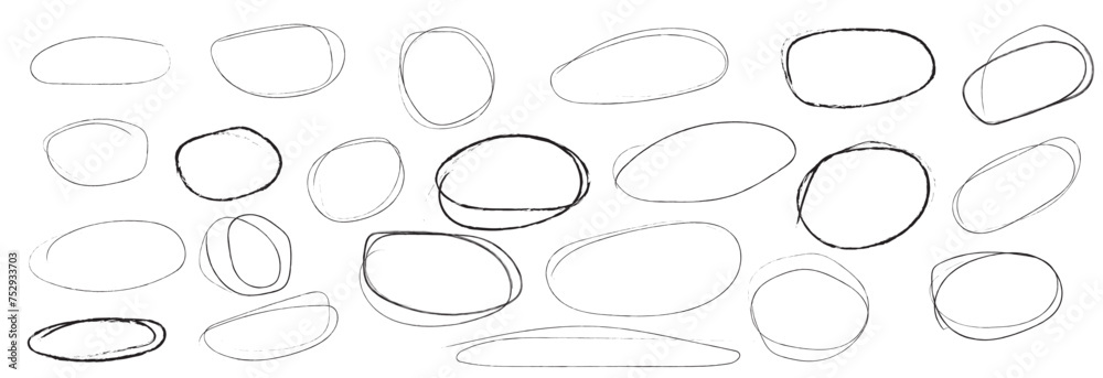 Hand drawn doodle grunge circle highlights. Charcoal pen round ovals. Marker scratch scribble in rounder. Round scrawl frames.  freehand painted circular note, Vector file illustration,