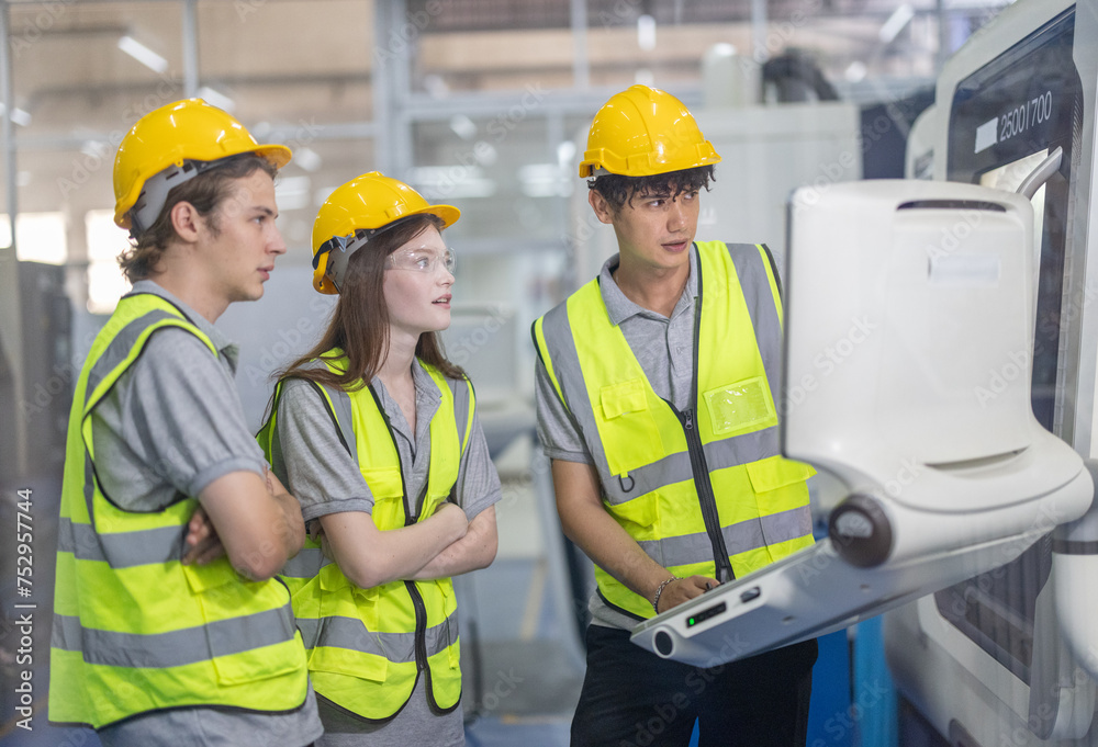 Robotic trainee develop skills in operation, programming, through hands-on sessions in control room Robotic trainee develop skills in operation, programming, through hands-on sessions in control room