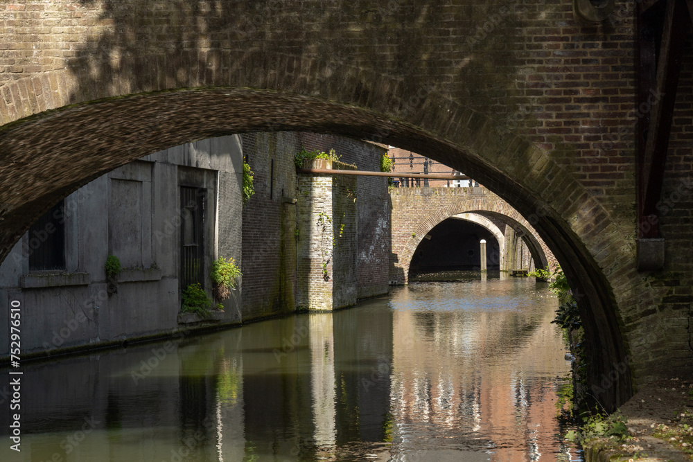 Utrecht, the Netherlands. 20 May 2023. Kromme Nieuwegracht and bridges. The Kromme Nieuwegracht is a canal in the center of the Dutch city of Utrecht Utrecht, the Netherlands. 20 May 2023. Kromme Nieuwegracht and bridges. The Kromme Nieuwegracht is a canal in the center of the Dutch city of Utrecht