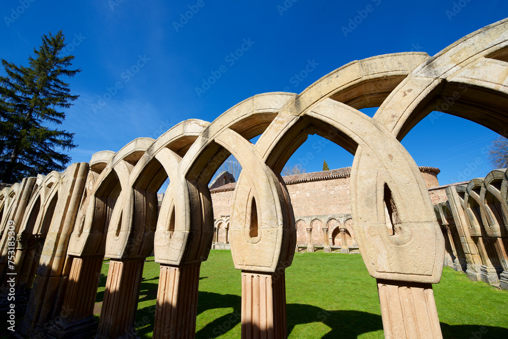 San Juan de Duero cloister ruins in Soria - obrazy, fototapety, plakaty 