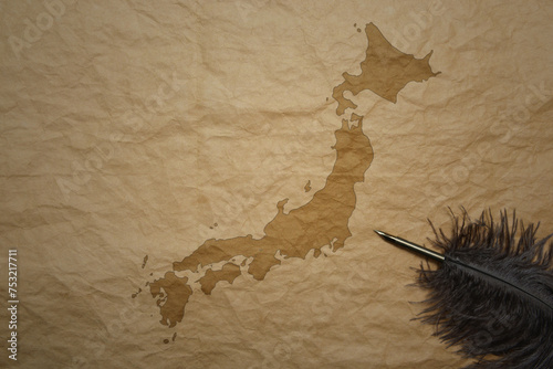 Canvas Print map of japan on a old paper background with old pen