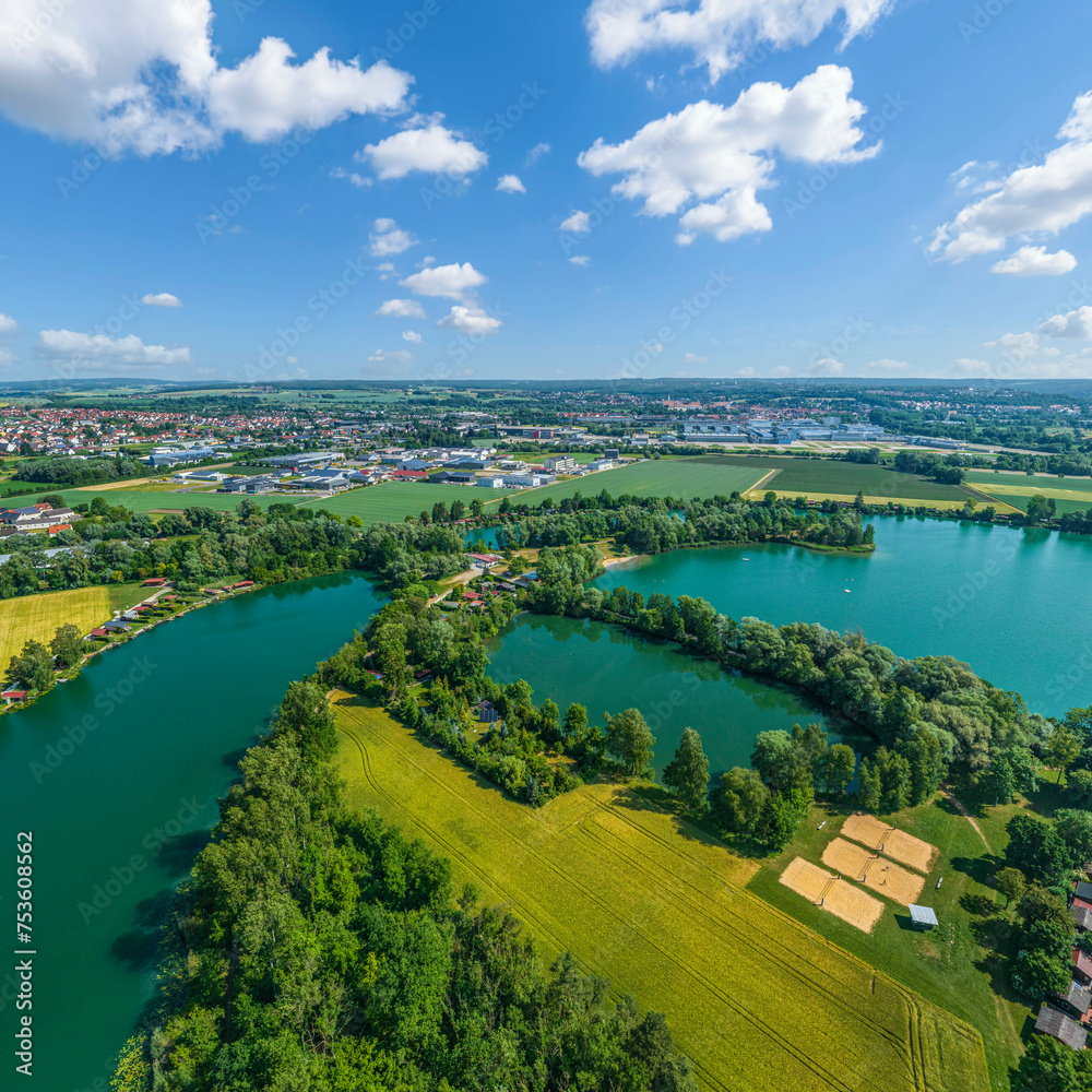 Das Naherholungsgebiet Baggersee an der Donau in Donauwörth im Luftbild