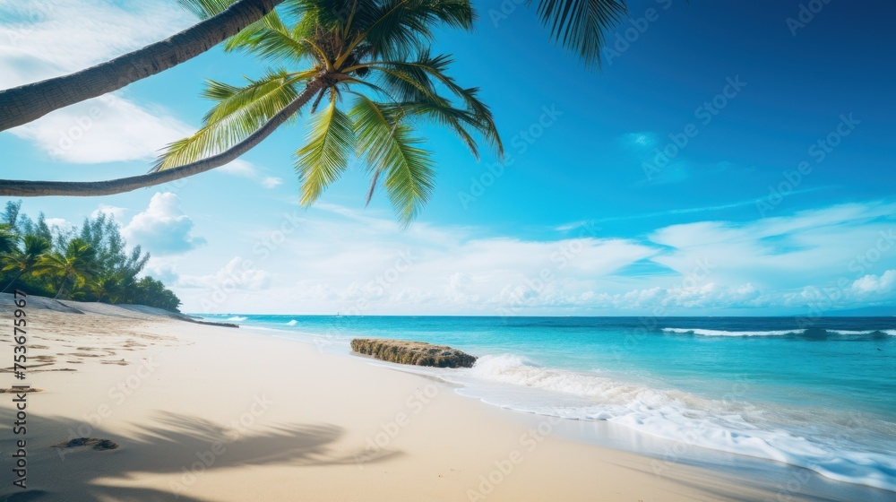 Obraz premium Breathtaking panoramas of peaceful seaside atmosphere feel relaxed. Suitable for tourists to enjoy the beauty of the sea. Makes you feel relaxed and calm, just come to relax at the sea during summer