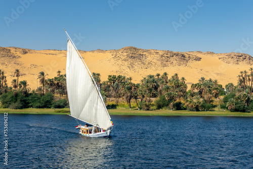 =Traditional egyptian sailing boat (felucca) on the Nile river, Egypt