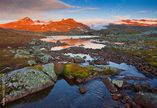 Norwegen, Jotunheimen Nationalpark, Sognefjell, Smörstabtindane photo