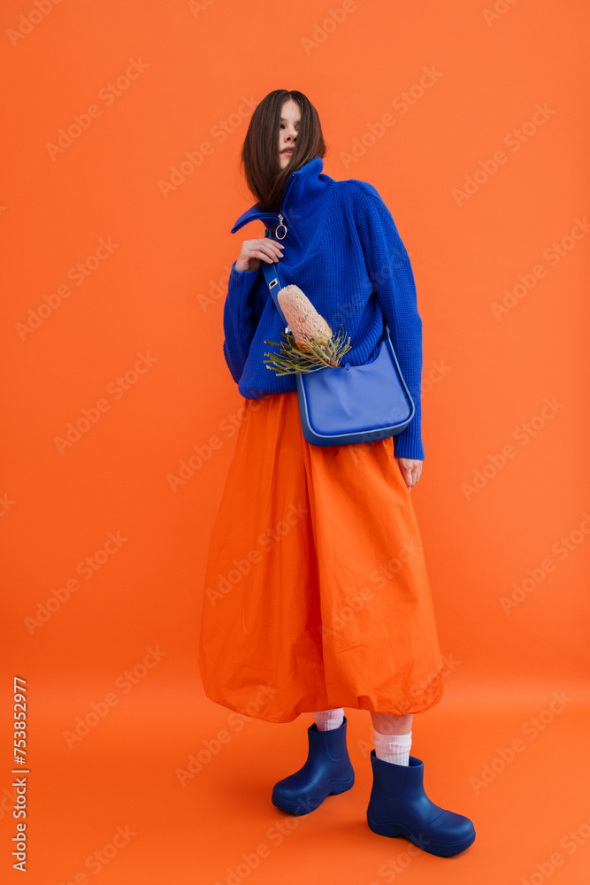 Trendy clothes for warm autumn Trendy clothes for warm autumn