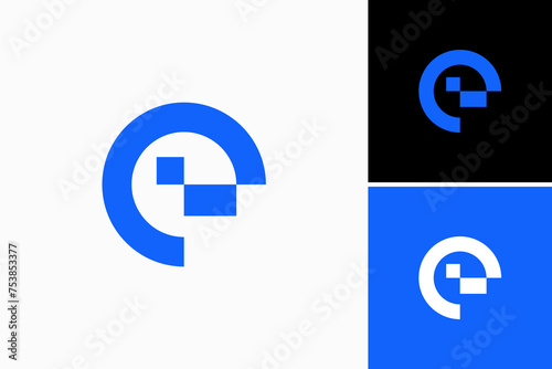 letter e with pixel data Vector Logo Premium 
