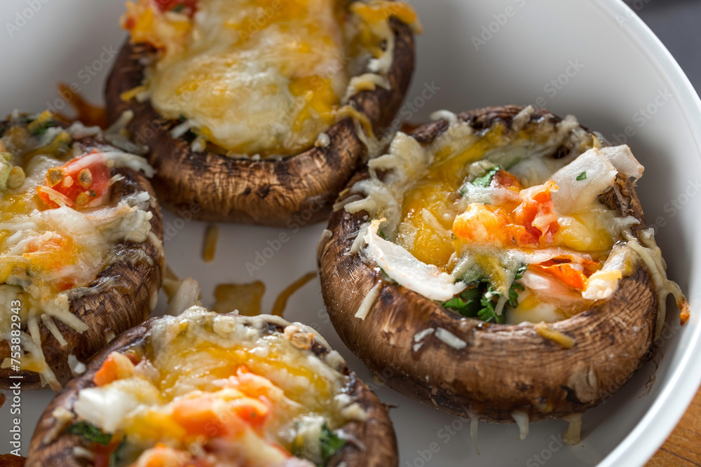 Savory Delight: 4K Ultra HD Close-Up of Oven-Baked Stuffed Mushroom Savory Delight: 4K Ultra HD Close-Up of Oven-Baked Stuffed Mushroom