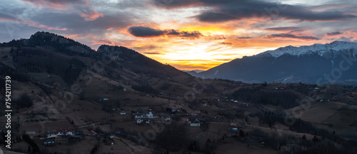 Obraz na płótnie Scenic landscape of Bucegi mountains in the Romanian Carpathians w salonie