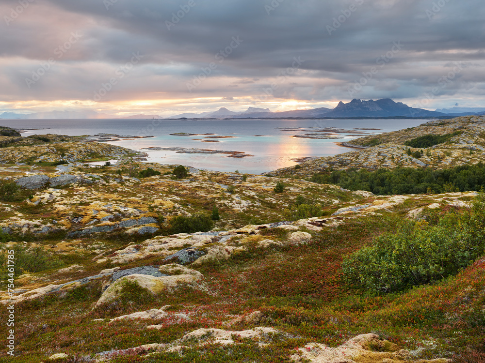 Blick von Hamaroy Richtung Lofoten, Sandvika, Buvag, Ofoten, Nordland, Norwegen