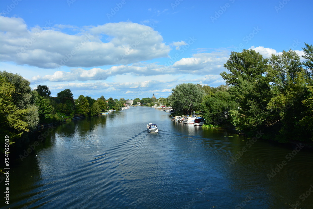Naklejka premium Blick auf Brandenburg von der Havelbrücke