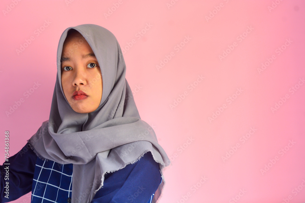 Isolated Indonesia Young woman screaming standing isolated Isolated Indonesia Young woman screaming standing isolated