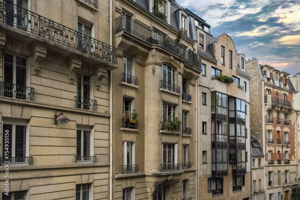 Obraz premium Paris, beautiful building boulevard de Port-Royal, in the 5e arrondissement, a luxury district 
