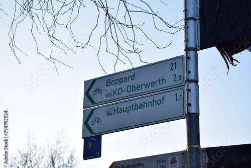 bike rout way sign in Koblenz to the south photo