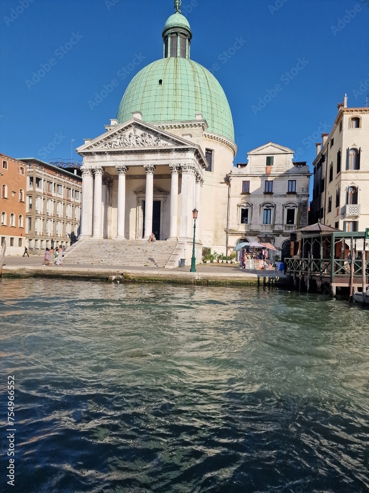 Travelling in Italy.  
  Attractions of Venice. The largest and most beautiful canal in the city.  Postcard views.
 - obrazy, fototapety, plakaty 