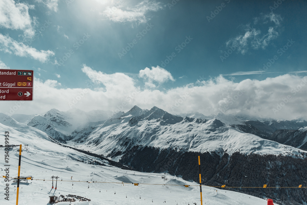 Fototapeta premium Davos Mouantas Switzerland