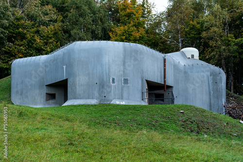 oberirdischer Schutzbunker in Tschechien photo