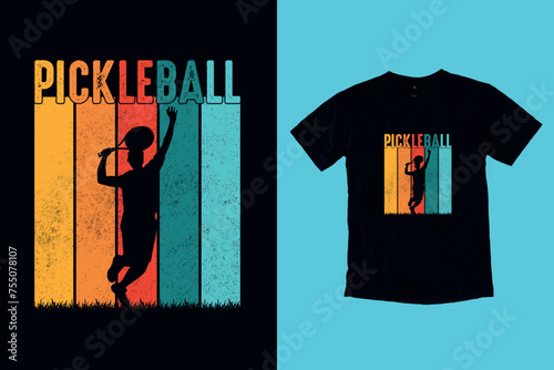 Pickleball Lover  Vintage Retro  T-Shirt Design