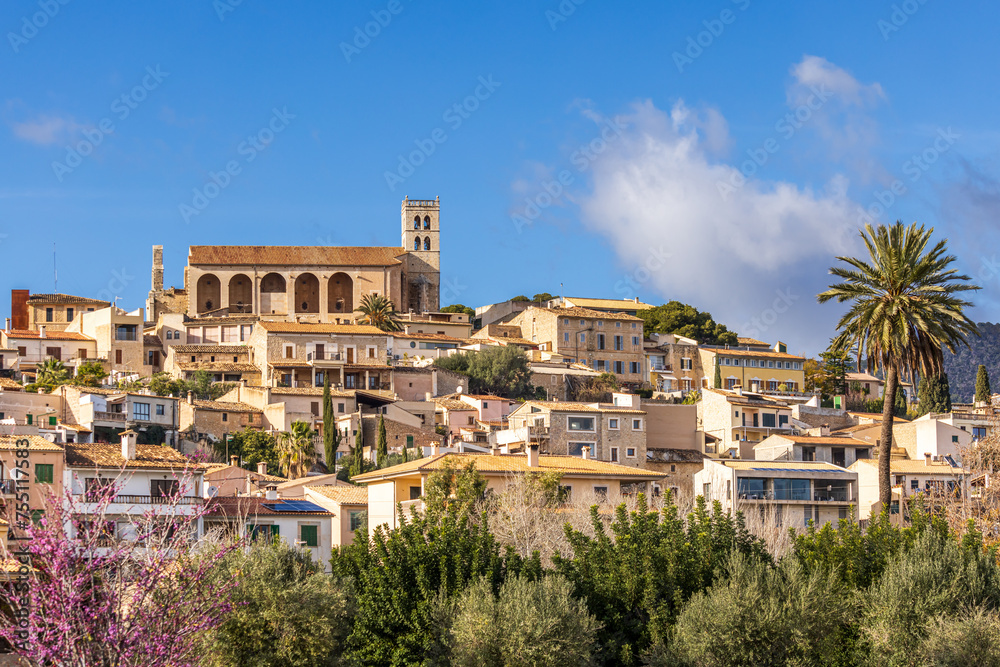 Villagescape of Selva with gothic catholic parish church Església de Sant Llorenç, Majorca, Mallorca, Balearic Islands, Spain, Europe
