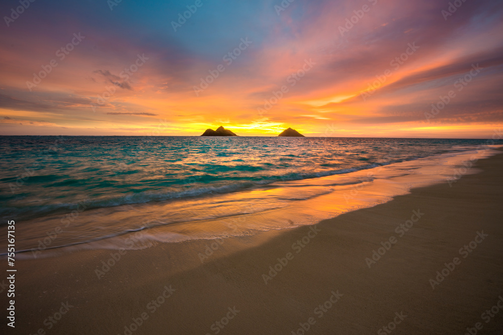 Sunrise at Lanikai Beach on Oahu, Hawaii