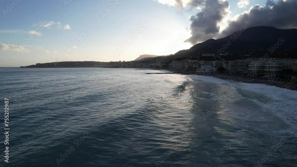 un coucher de soleil entre Roquebrune-Cap-Martin et Menton