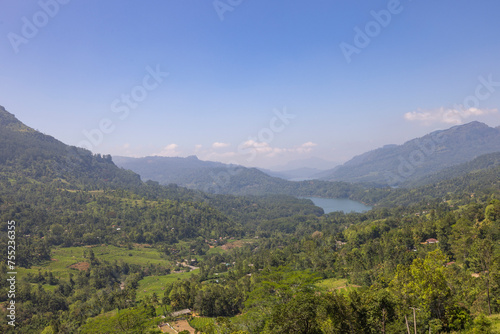 Fototapeta Naklejka Na Ścianę i Meble -  Countryside views of the mountains in the Central Province tea plantation region of Sri Lanka