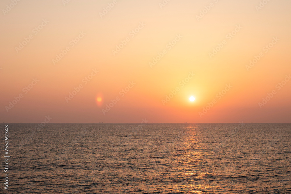 海に沈む夕日