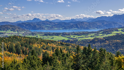 Blick vom Lichtenberg in den Attergau