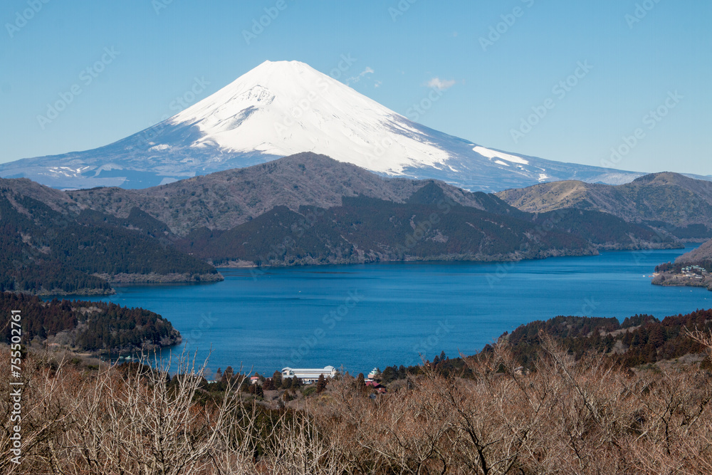 箱根・芦ノ湖と富士山