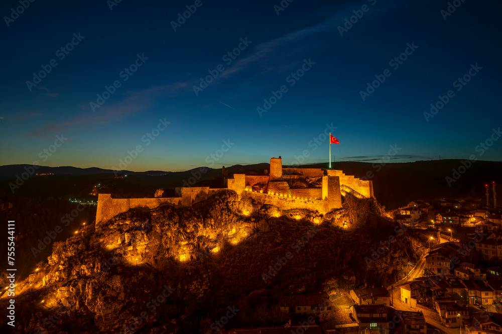 Landscape of historical Kastamonu castle on the hills near the city, Kastamonu, Turkey - obrazy, fototapety, plakaty 