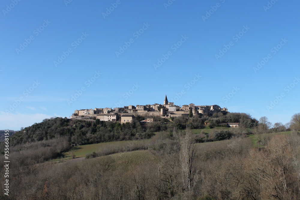 Fototapeta premium Tarn et Garonne, village de Puycelci